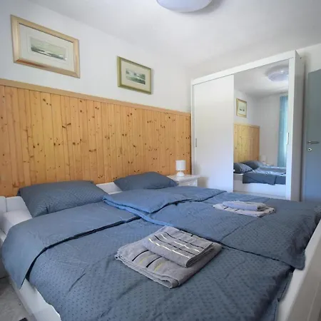 شقة Pesja Omišalj