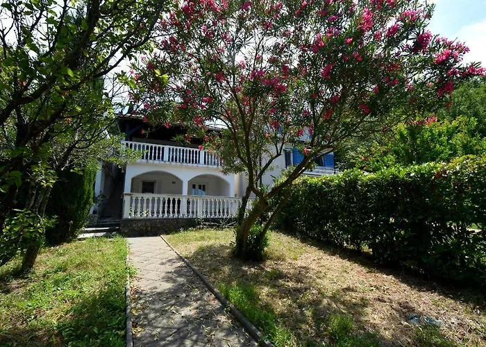 Apartament Pesja *