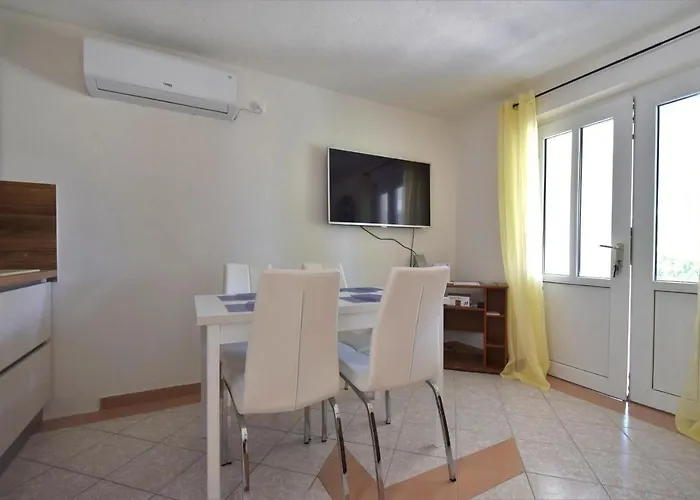 Apartament Pesja