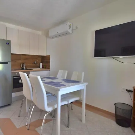 Appartement Pesja Omišalj